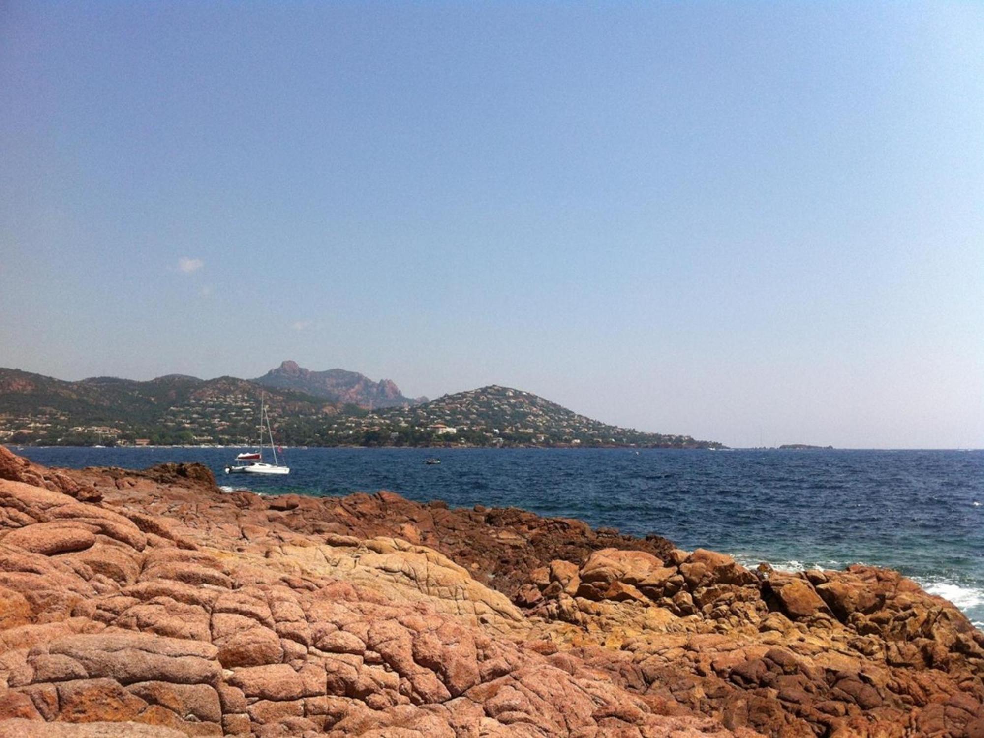 Appt Confort 3 Pieces Avec Terrasse Et Piscine A Saint-Raphael - Fr-1-226A-124 Εξωτερικό φωτογραφία